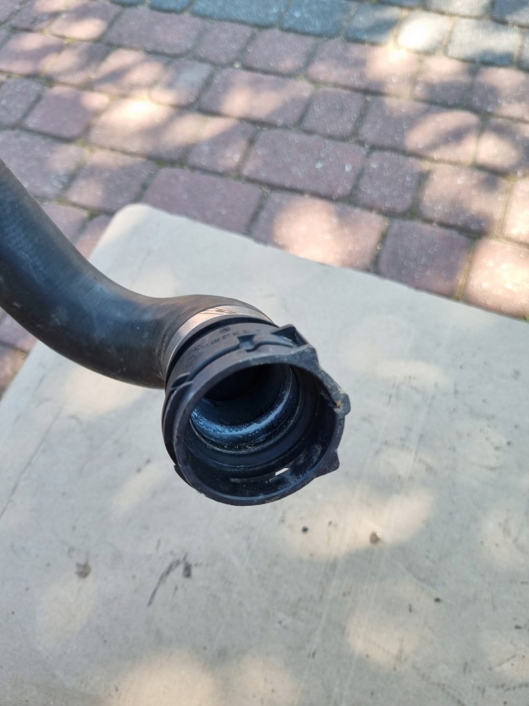 Труба патрубок радіатора bmw - 1436377nw32 Зі Шроту