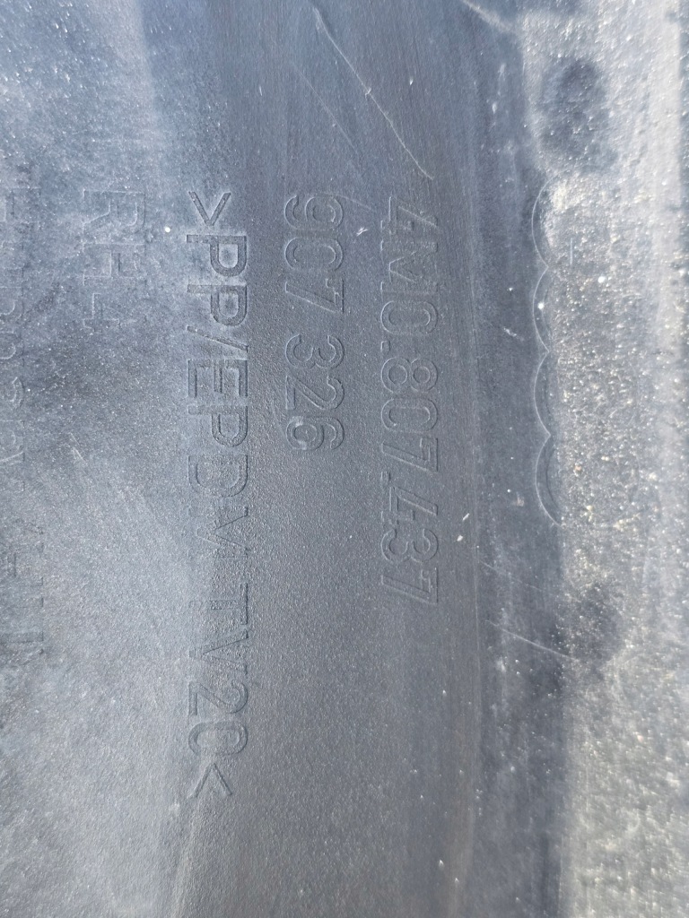 Купить Audi q7 s-line 4m0 бампер перед передний радары 4m0807437