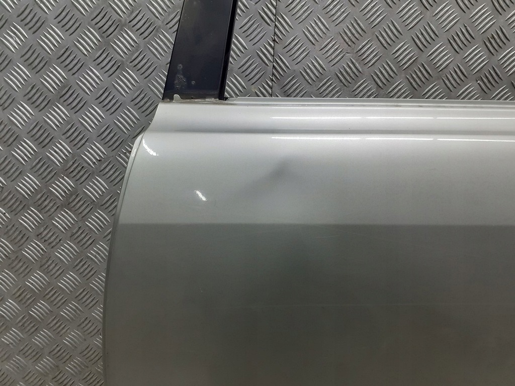 фото №3, Дверь левый задняя toyota avensis t25 1c0