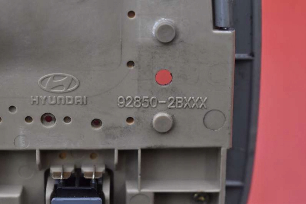 фото №8, Лампа освітлення салону задня 92850-2bxxx hyundai santa fe 2 ii 06-10
