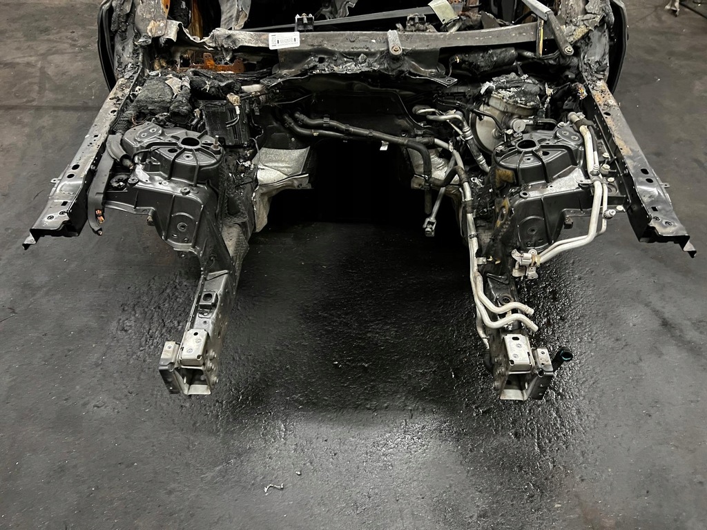 фото №1, Лівий перед чверть лонжерон підкрилок поріг range rover velar l560