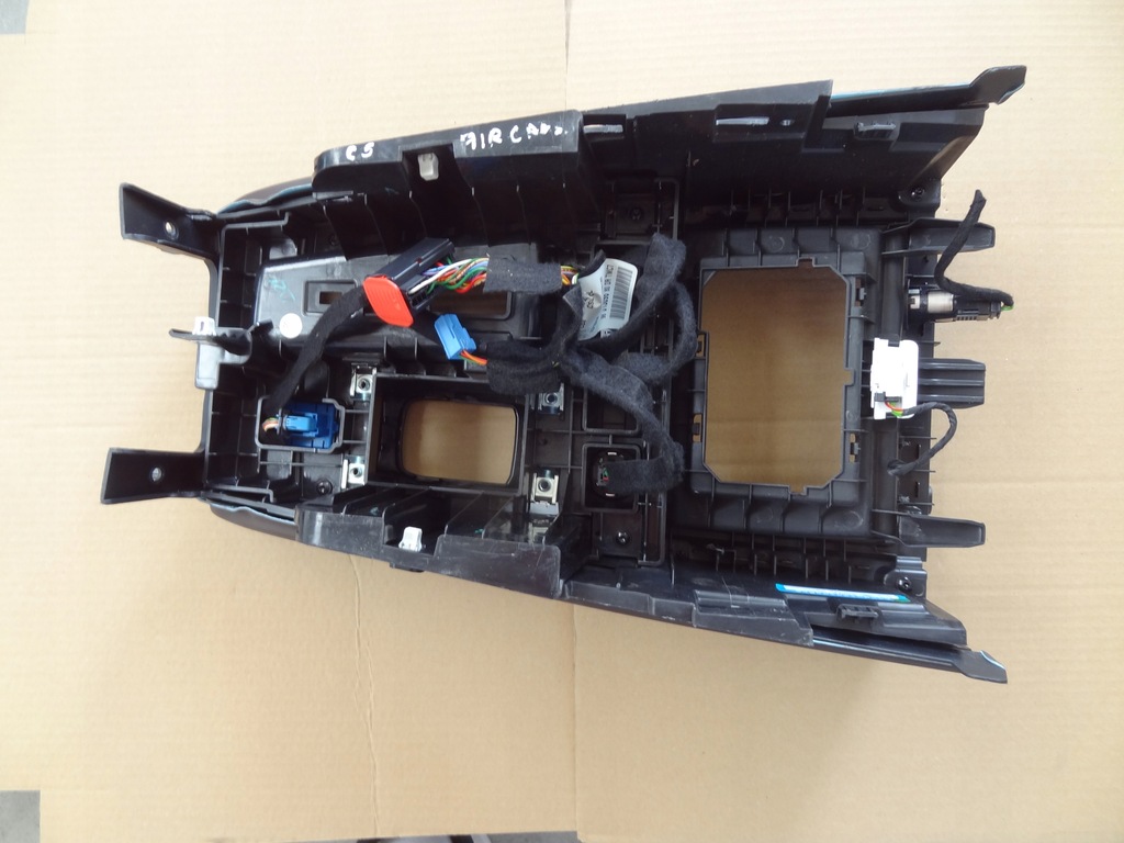 фото №8, Citroen c5 aircross тунель середній рамка 98183317fs