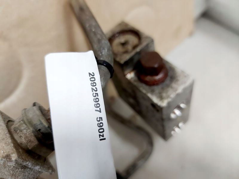 фото №5, Opel ampera chevrolet volt радиатор масла клапан распределитель 20925997