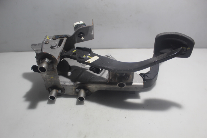 фото №2, Педали тормоза i газа renault clio iv 0.9