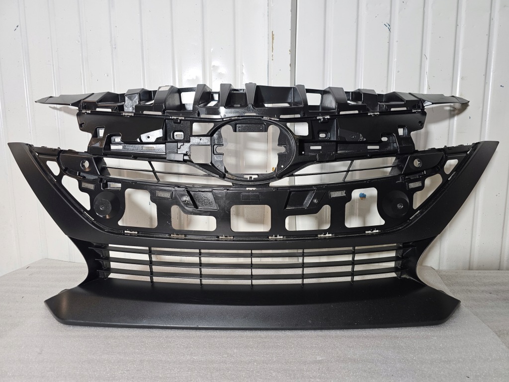 фото №1, Toyota prius prime 53112-47350 решітка радіатора решітка