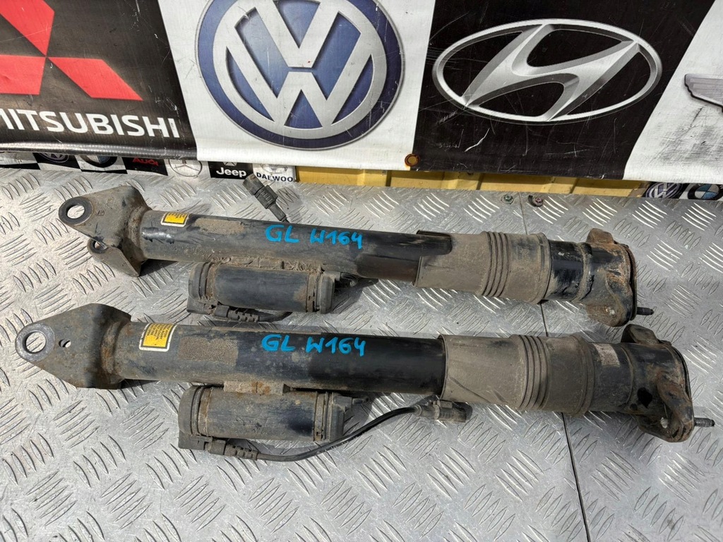 фото №1, Mercedes gl x164 амортизатор задняя левый правый пневмоподушка airmatic