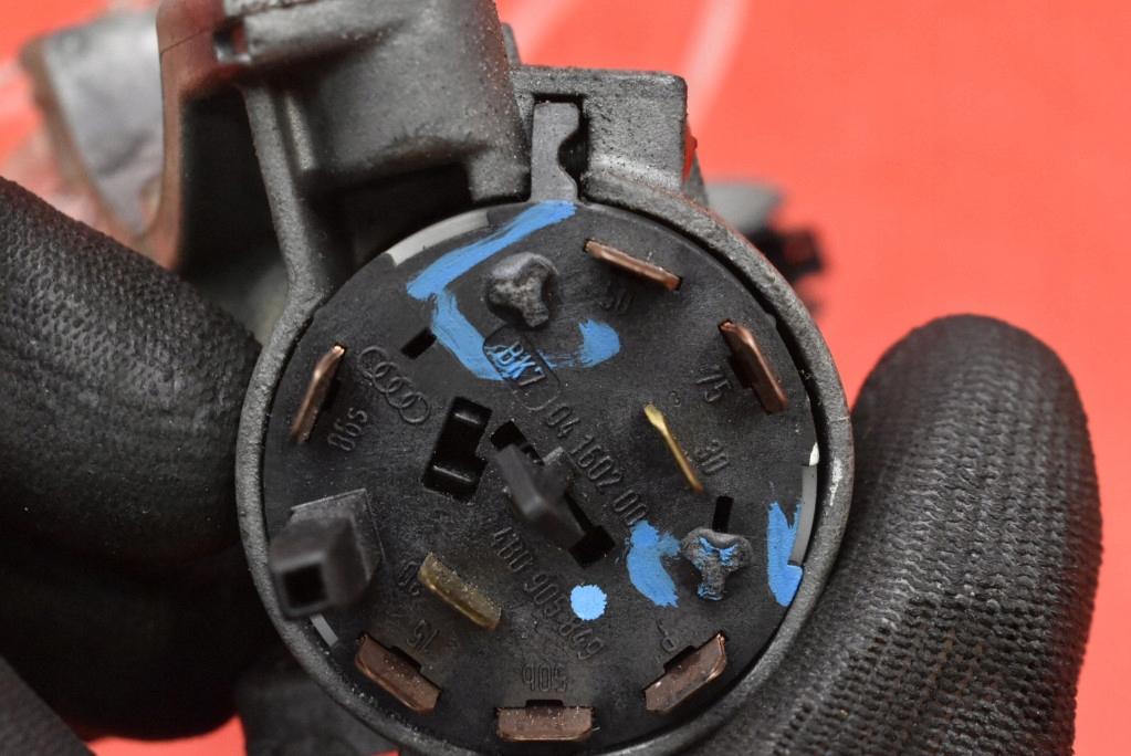 фото №9, Замок запалювання ключ 4b0905851c seat leon 1 i 1.6 16v 105 km 99-05