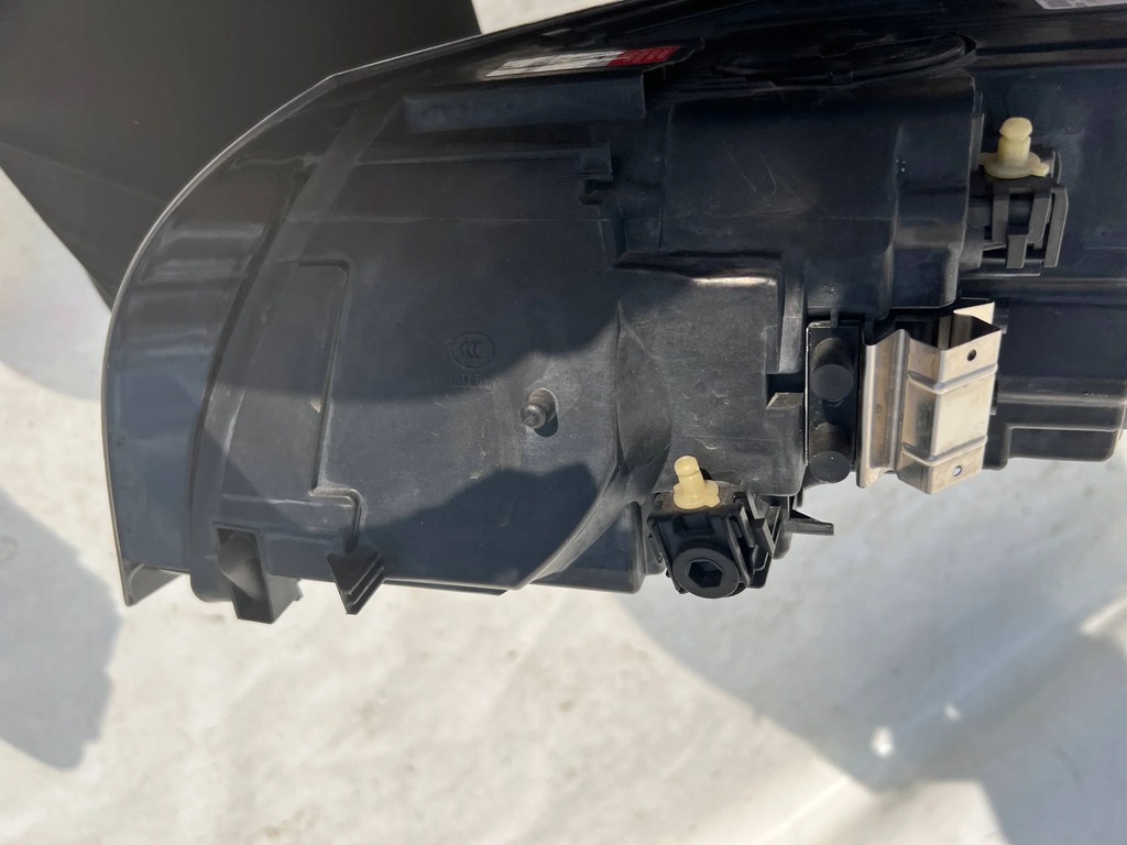 фото №9, Лампа volvo v50 s40 ксенон lift 07-12 права перед