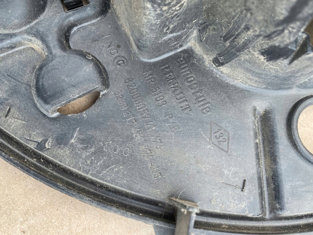 фото №4, Корпус захист колеса шини багажника задня vel satis