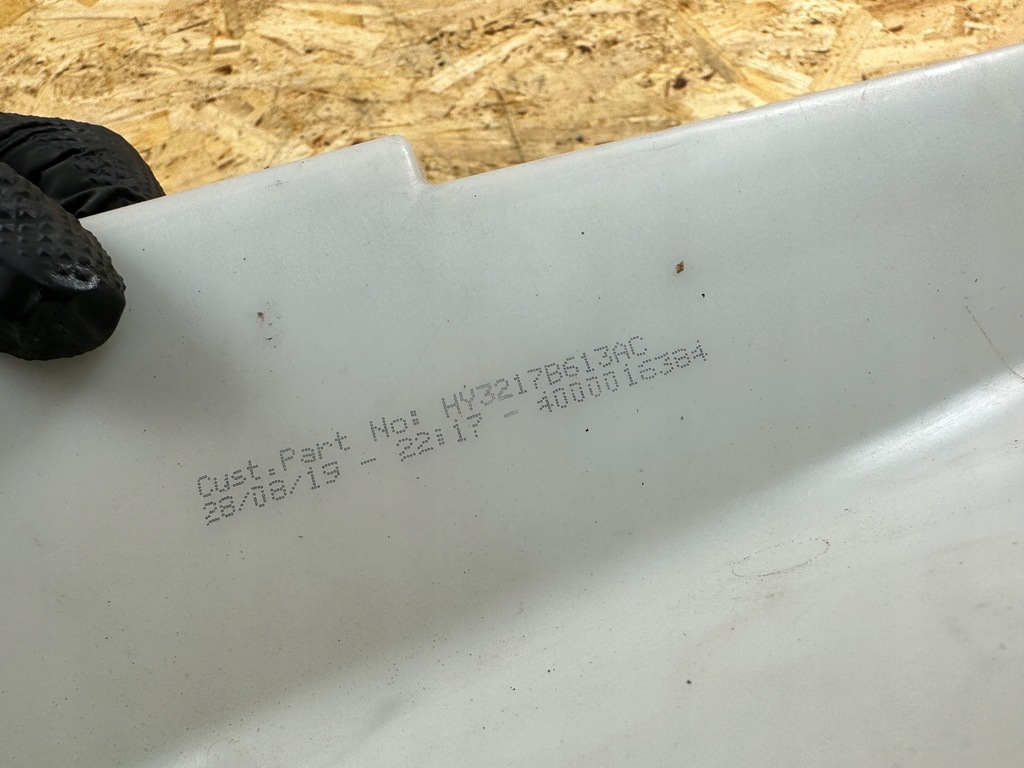 фото №9, Бак омивача помпа land rover v hy3217b613ac