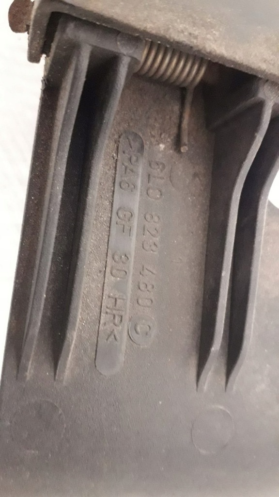 фото №13, Засов замка капот seat ibiza 6l iii 6l0823480b 6l0823480c 2002-2008