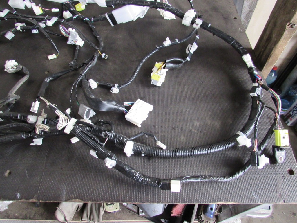 фото №15, Електропроводка джгут кабіни toyota corolla e21 19-23r ab161-f2c511-040