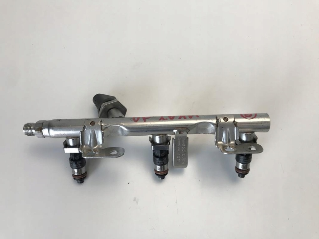 фото №1, Skoda citigo 1.0 mpi молдинг впрыскная 04c133317h