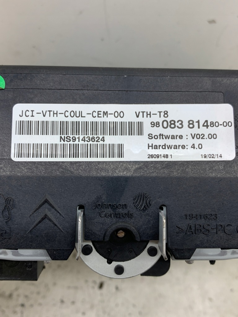 Дисплей head up 9808381480 peugeot 5008 1 рестайлинг Недорого