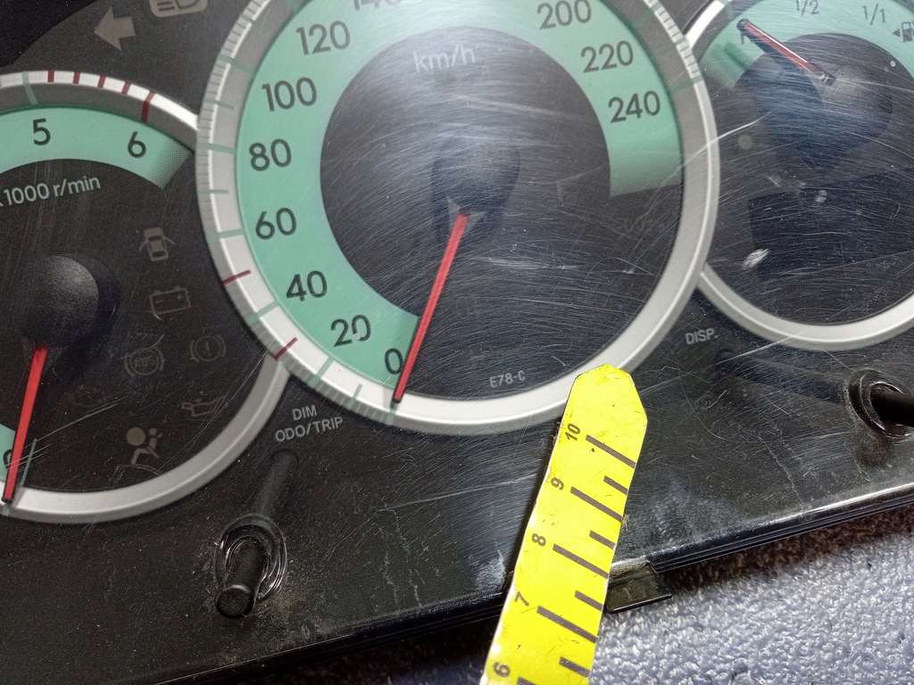 фото №7, Toyota corolla verso ii 2.2 d4d лічильник прилади eu 83800-0f090