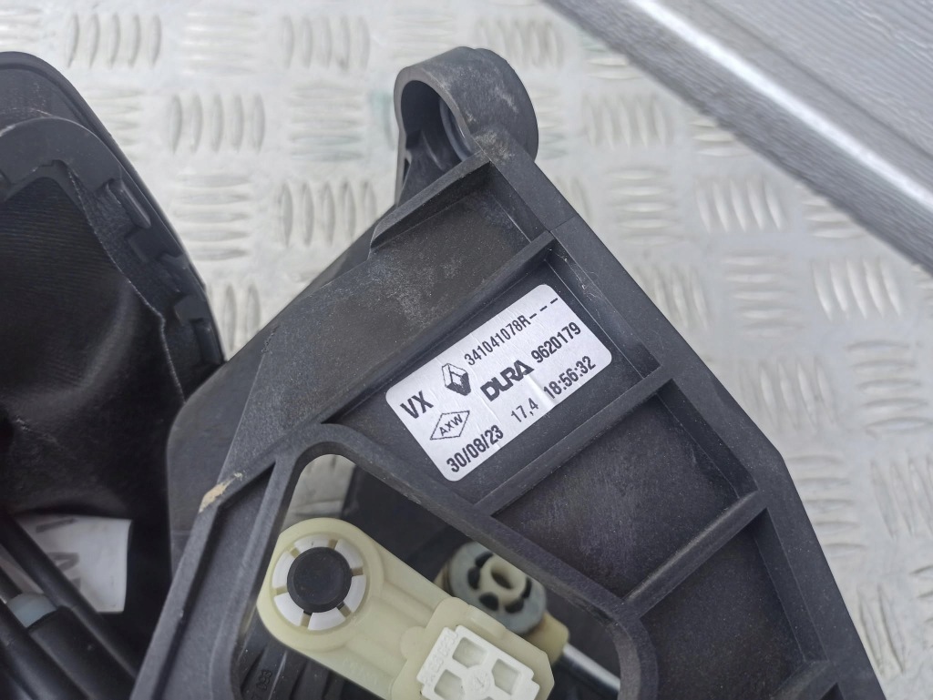 Renault kangoo iv кулиса  1.5 dci тросы переключения передач 2023 341041078r Недорого