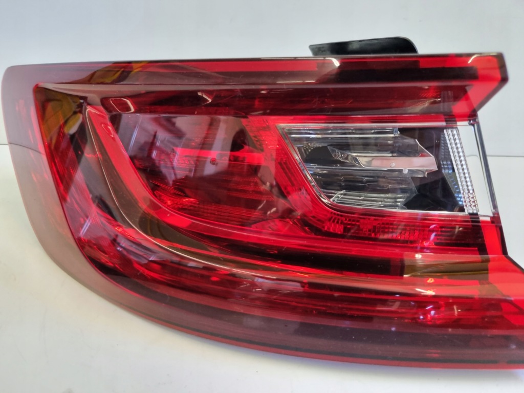 фото №3, Лампа ліва задня задня renault megane iv hb 265554829r