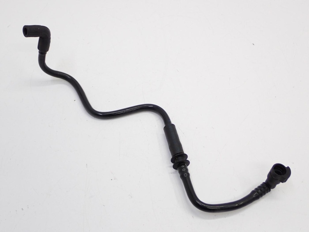 Купити Патрубок шланг трубка вакууму a2700183800 mercedes gla i x156 2.0 cgi 17r