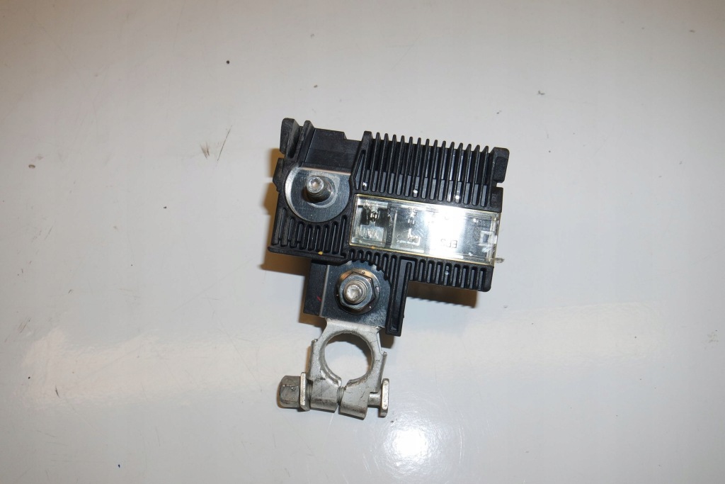 фото №1, Lexus rx 450h 2017 plus / клемма / шланг аккумулятор