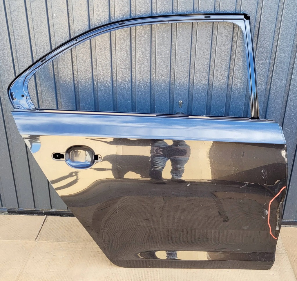 фото №1, Двері праве задня задні skoda rapid 5ja fv