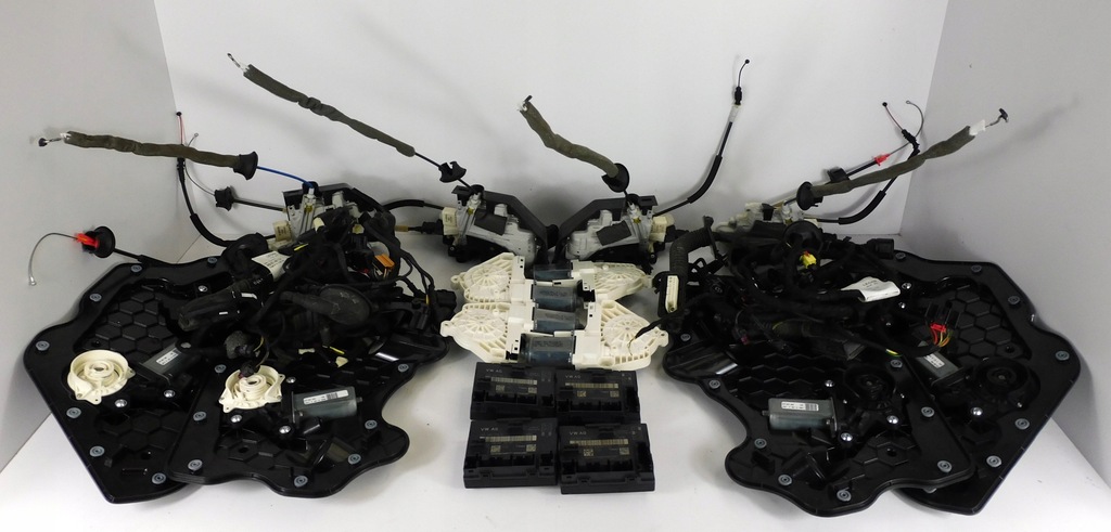 фото №1, Audi a8 s8 d4 4h доводчики дверь доводчик softclose замки