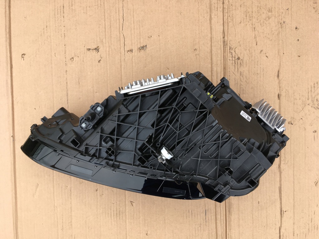 фото №10, Bmw m4 g82 g83 m3 g80 g81 nowa лампа laser капот бампер bmw 4 g22 g23 g26