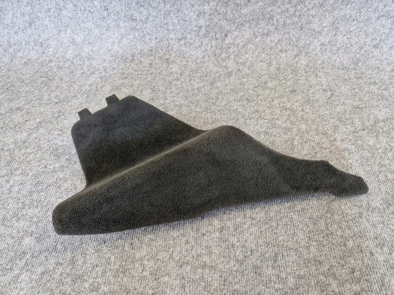 фото №1, Porsche cayman 981 98155106401 заглушка багажника