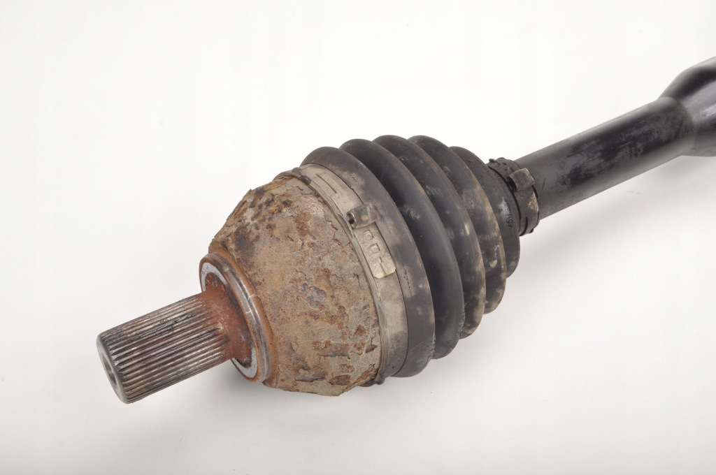 Volvo xc60 2.0 d4 привідний вал правий 31437523 механічна коробка передач Недорого