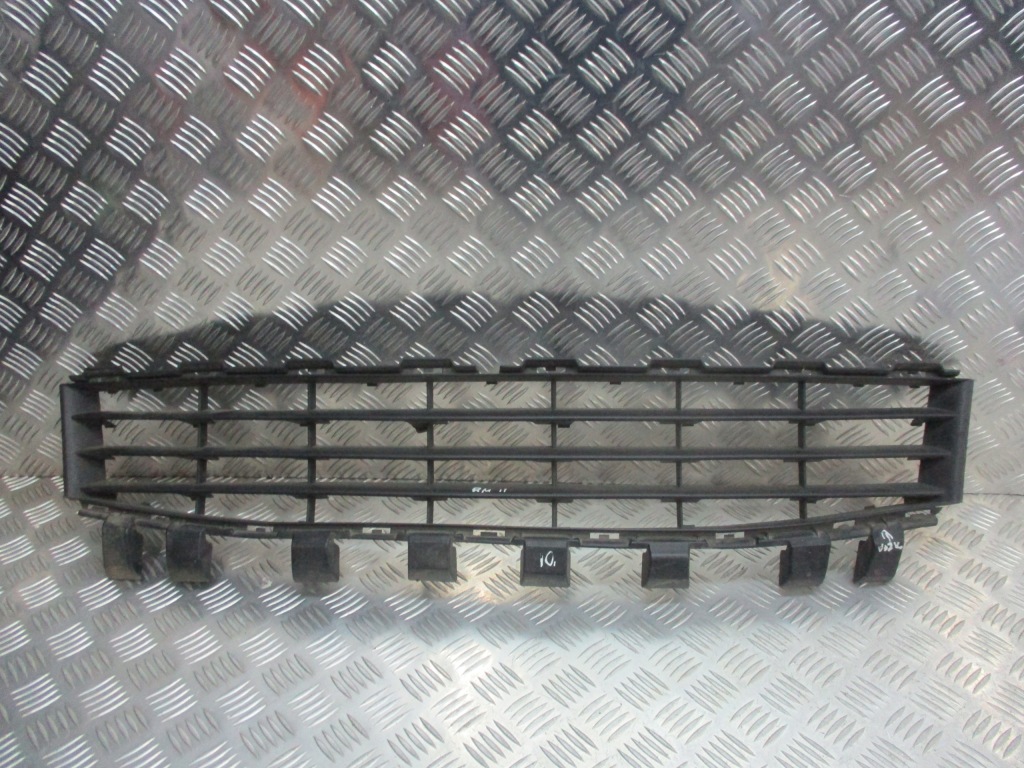 Купить Решётка бампера перед средняя renault megane ii 1.6 16v