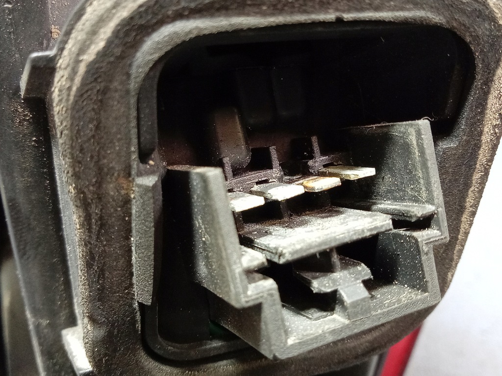 фото №3, Fiat grande punto лампа задняя левая задняя led