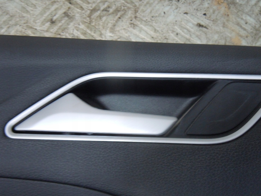 фото №6, Обивка обшивки дверь kpl audi a3 8v 5d europa