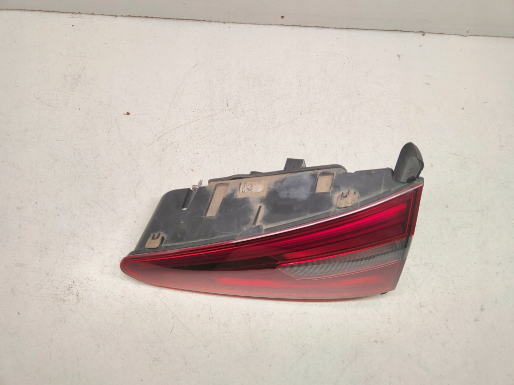 фото №2, Alfa romeo stelvio лампа w кришка правий задня 20795999