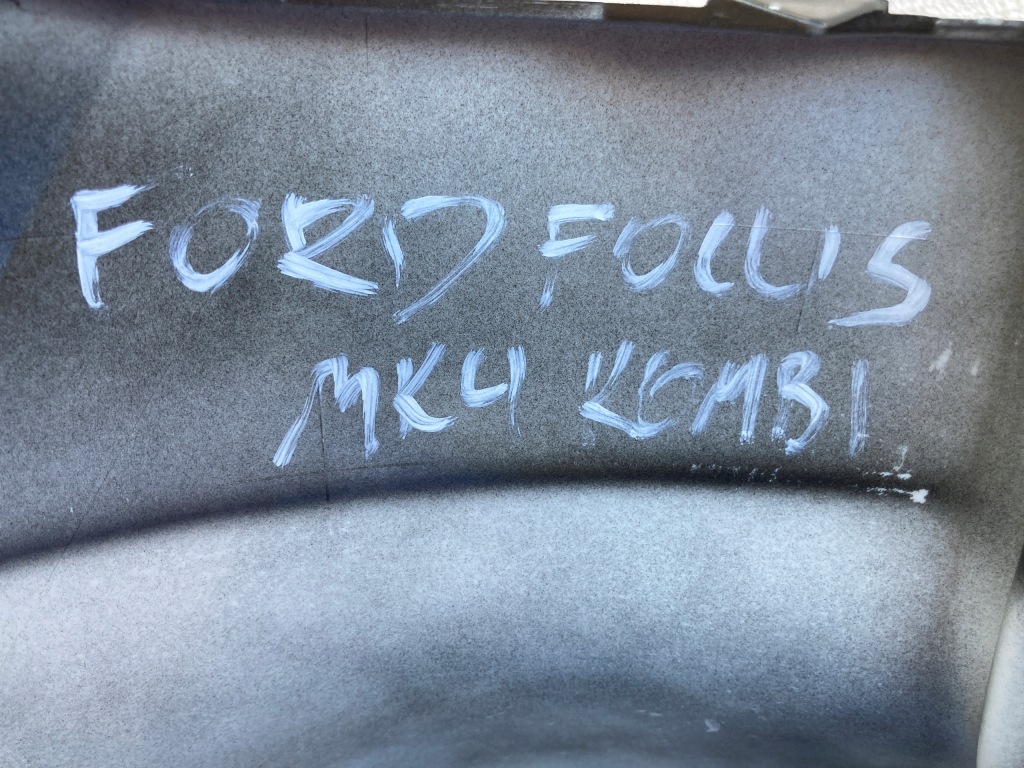 Бампер задний ford focus mk4 kombi Киев