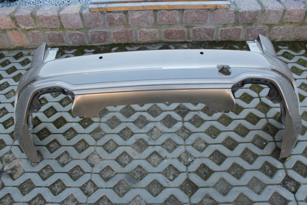 фото №4, Ford focus mk4 kombi st бампер задний задняя 2 трубы