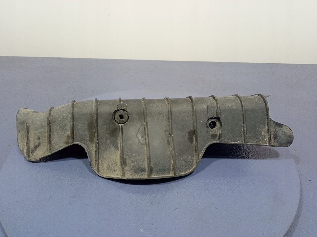 фото №4, Audi q8 rsq8 4m8 захист важеля правий задня 4m0505416