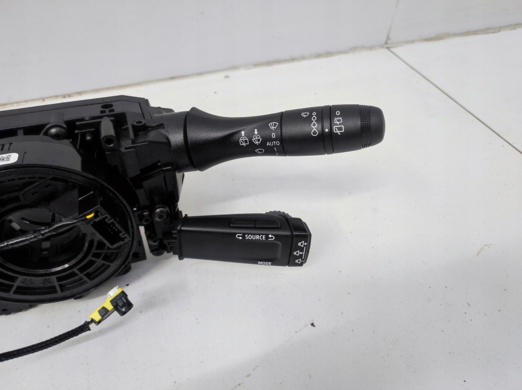 фото №5, Лента шлейф датчик kąta переключатель комбинированный renault clio 5 v lift