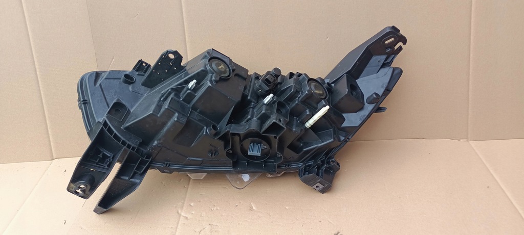 фото №10, Лампа права renault espace full led 620104119r org