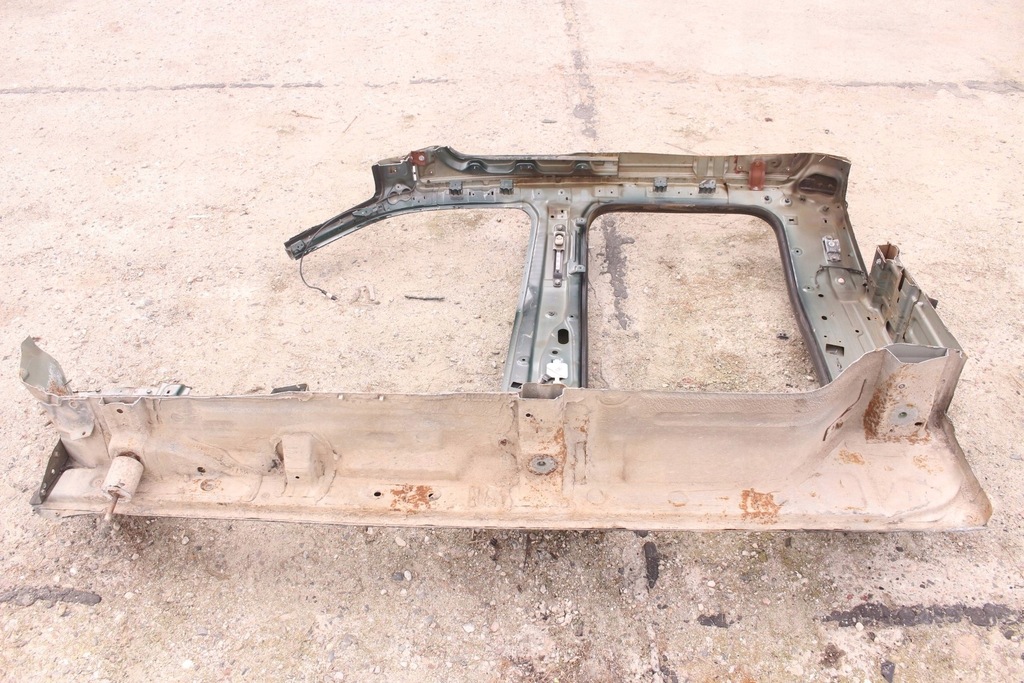 фото №10, Правий bok поріг блок двигуна nissan navara d40