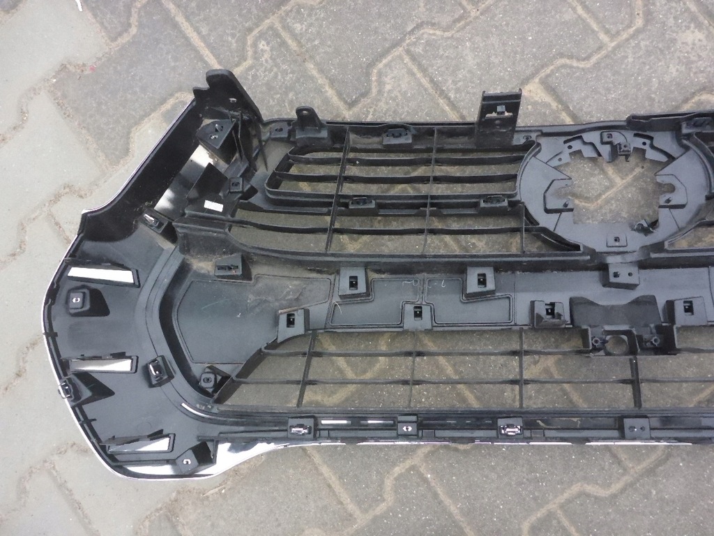 фото №14, Toyota hilux 2021- решётка радиатора перед решётка радиатора решётка радиатора оригинал