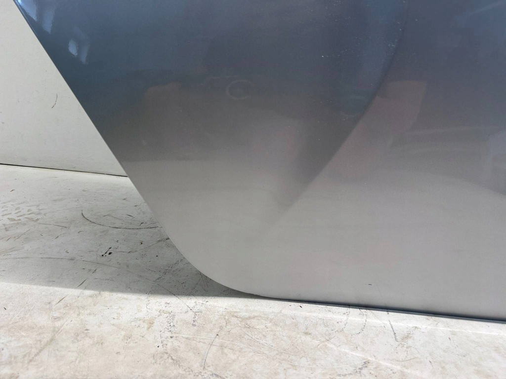 Yaris iv mazda 2 коплектная  дверь задняя правое  правый  задняя 1l0 Цена