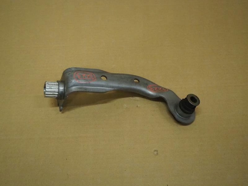 фото №2, Кронштейн кронштейн підрамник права renault clio iv