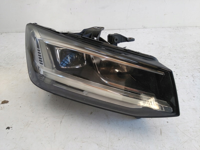 фото №1, Audi q2 лампа перед