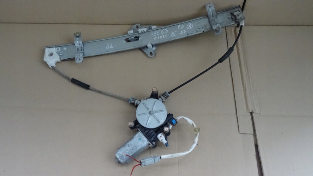 фото №1, Civic vii 7 підйомник скло правий перед 5d