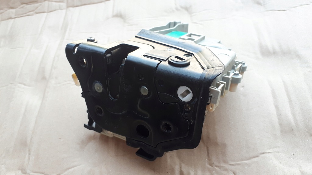 фото №10, S4 b8 lift a4 замок дверь правый задняя 8k0839016d 5pi