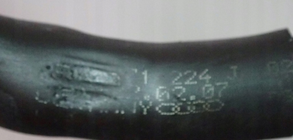 Шланг стартер 3.0tdi audi a8 d3 4e0971224j с Разборки