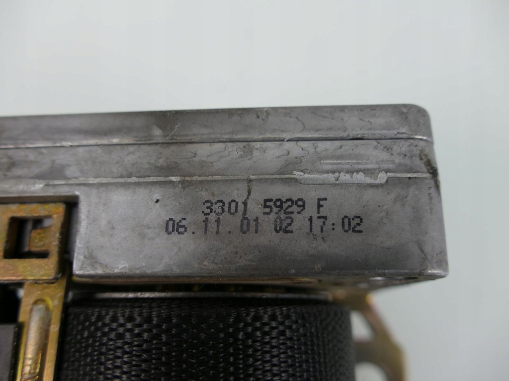 фото №2, Mercedes w220 pas безопасности левый задняя