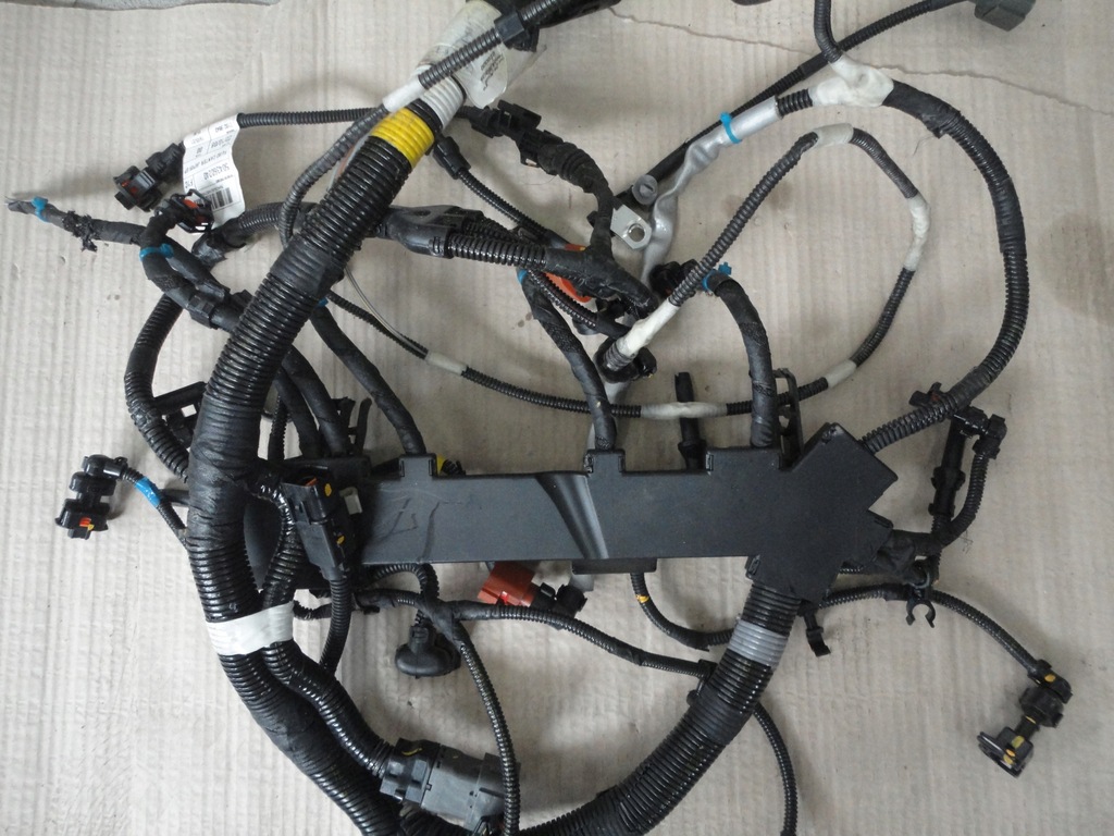 фото №13, Провода трубки mitsubishi fuso canter iveco 3.0