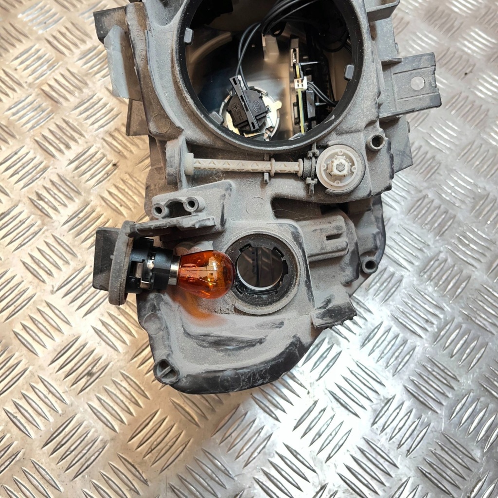 фото №14, Лампа передня ліва bmw 3 f30 f35 f31 736559706 usa