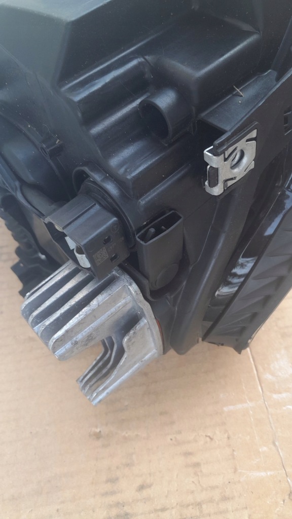 фото №15, Лампа левая перед vw golf sportsvan lift 517941081aa full led идеальное состояние kpl