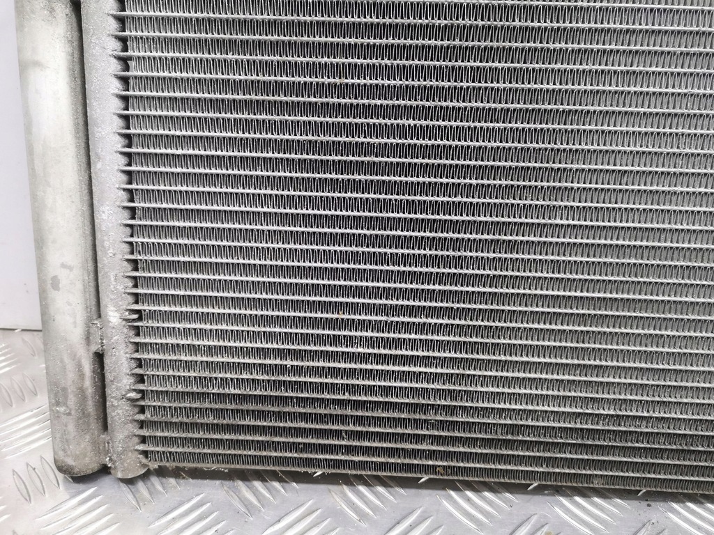 фото №14, Bmw 1 e82 e88 2008 конденсатор / радіатор кондиціонера